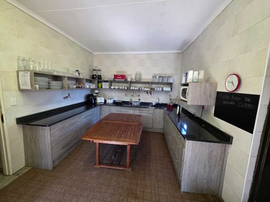 38 Bedroom Property for Sale in Paul Roux Free State